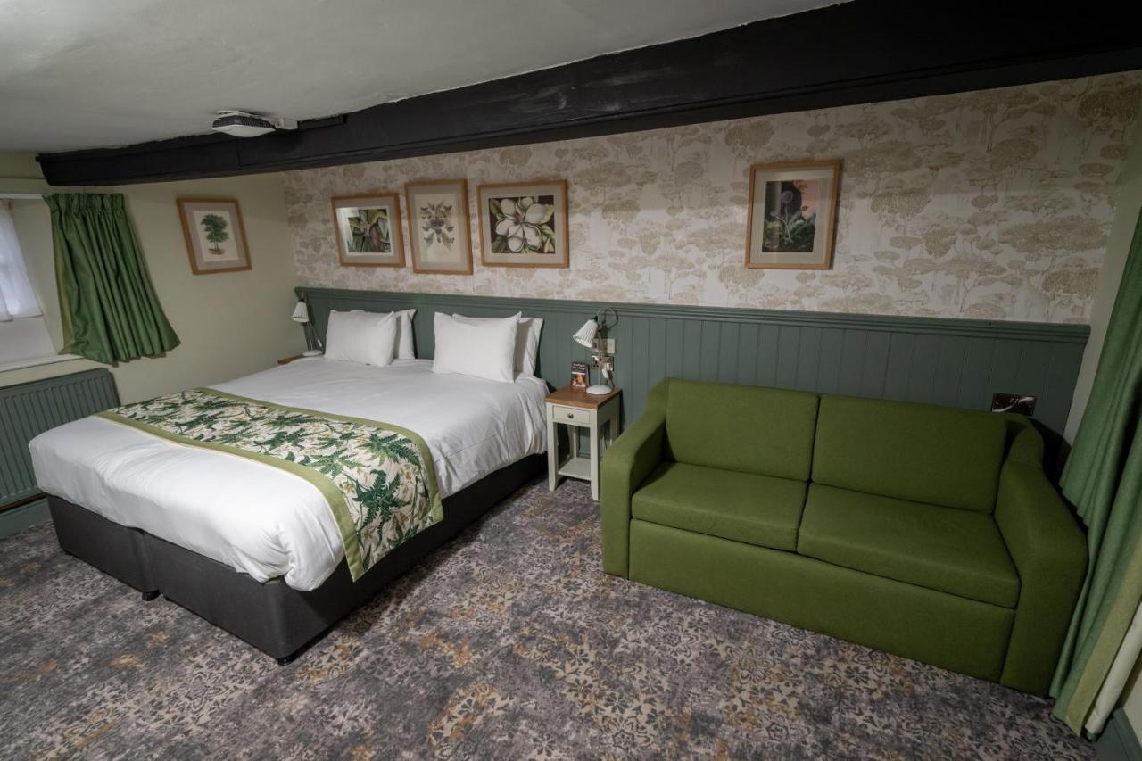 Rockingham Arms By Greene King Inns Wentworth  Экстерьер фото
