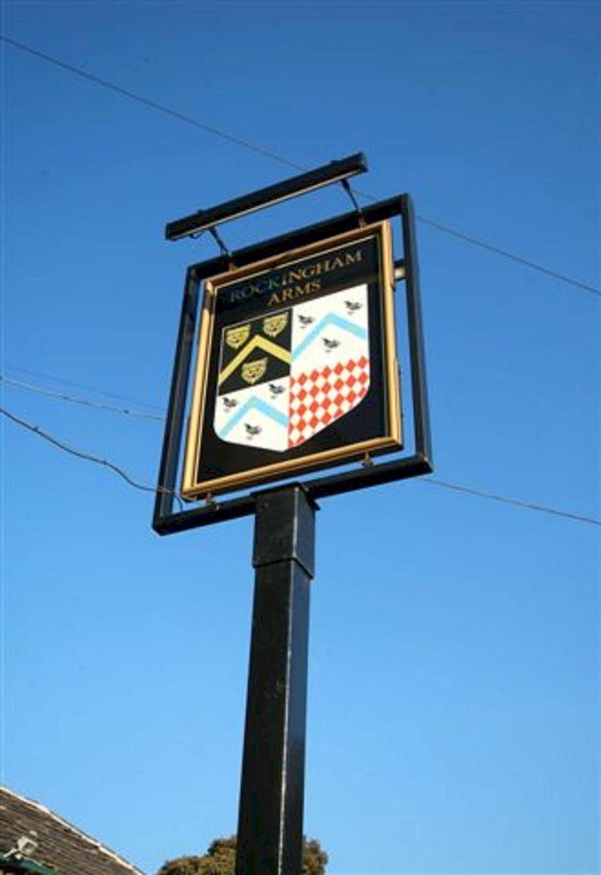 Rockingham Arms By Greene King Inns Wentworth  Экстерьер фото